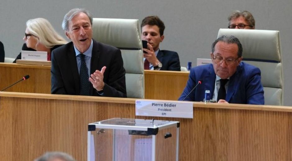 Georges Siffredi, Président du département des Hauts-de-Seine (à gauche) et Pierre Bédier, Président du département des Yvelines.